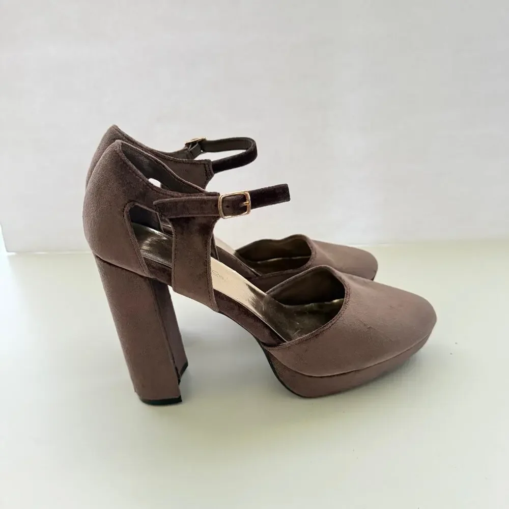 Hot Tomato Velvet Ankle Strap‎ Block Heel Platform Heels Size 9.5M Night Out Y2K